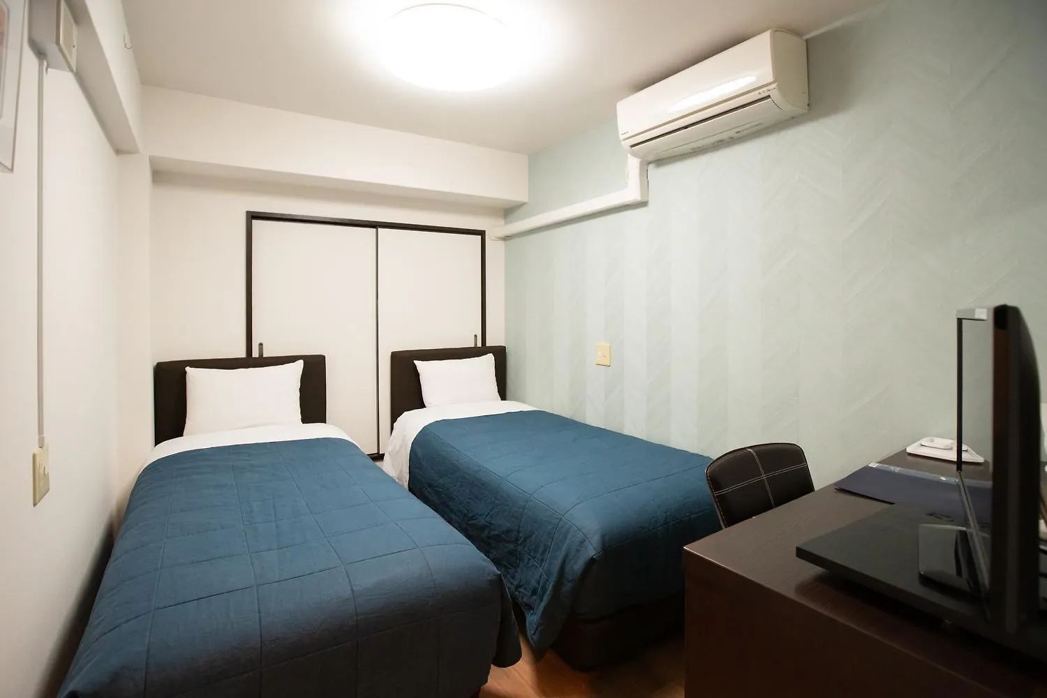 Business Inn Sennichimae Hotel Osaka