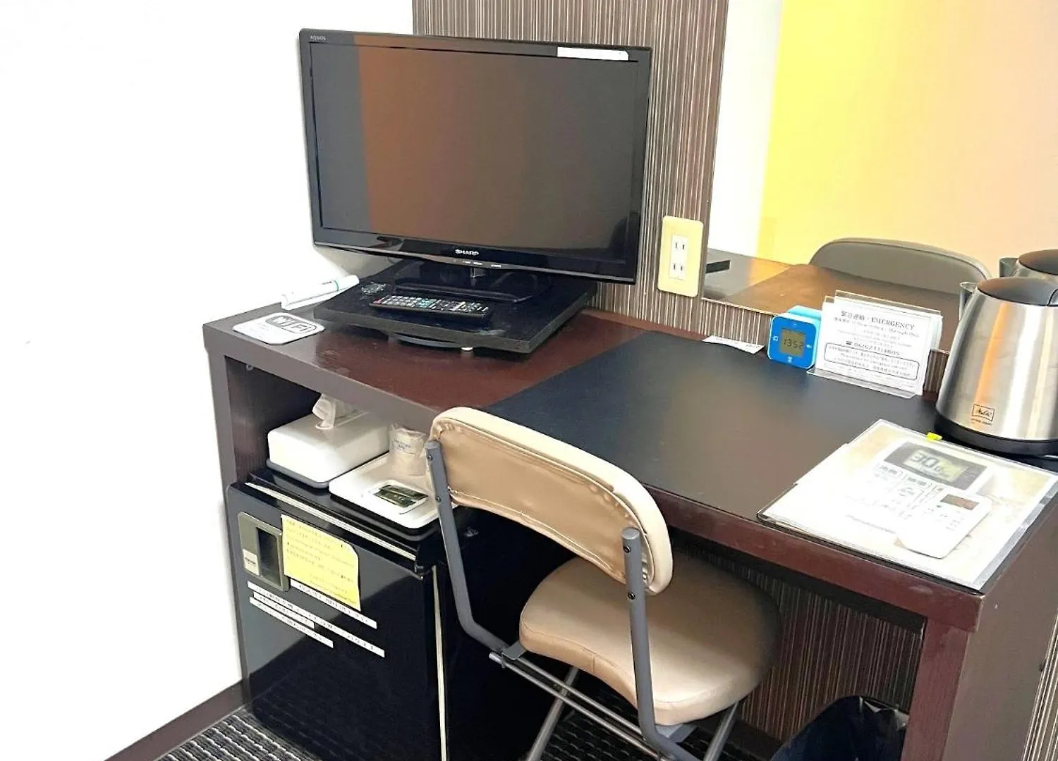 Business Inn Sennichimae Hotel Osaka 3*,  Giappone